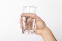 科学喝水，预防孕妇血糖升高。